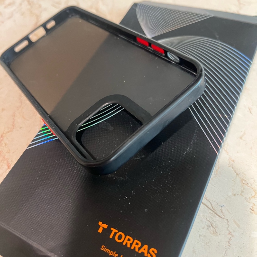 Torras iPhone 12 Pro Case - Picture 5 of 5